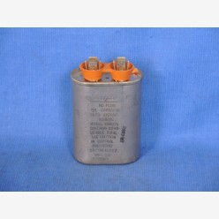 Dayton 4X427A Capacitor 5 MFD, 370 VAC